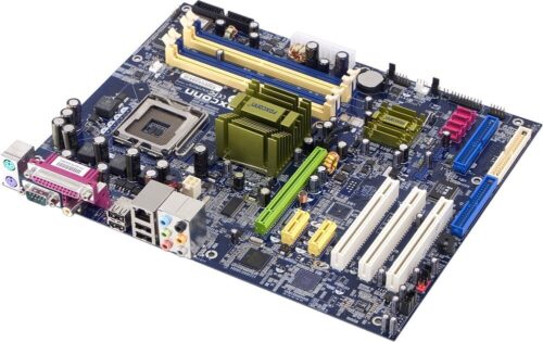 Foxconn 945P7AA-8EKRS2